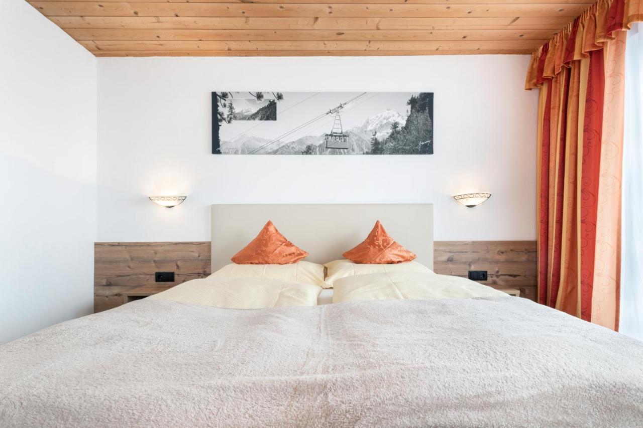 Gasthof Pension Berghof Hippach Eksteriør bilde